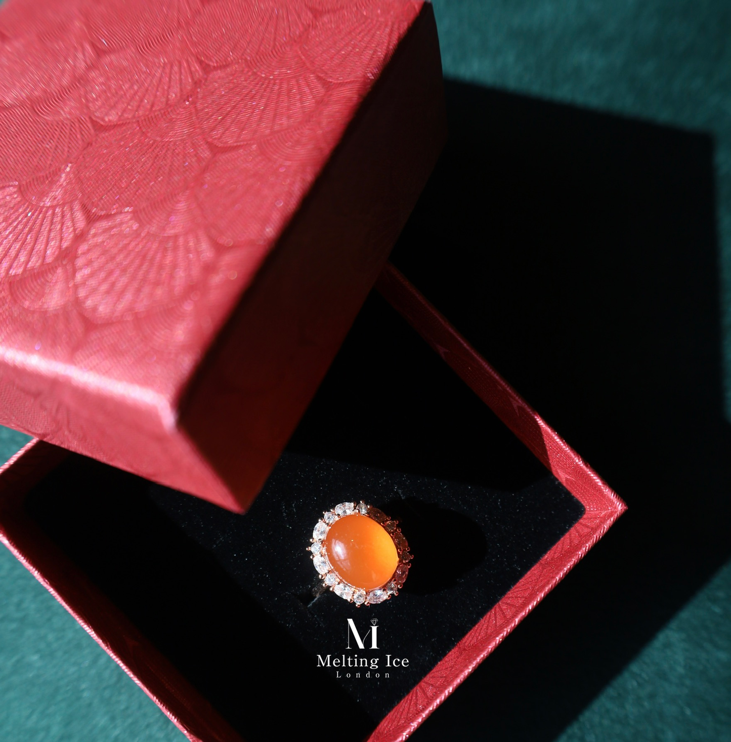 Radiant Dawn Nanhong Agate Ring