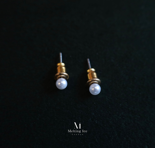 Minimalist Faux Pearl Stud Earrings – Gold-Tone Simplicity